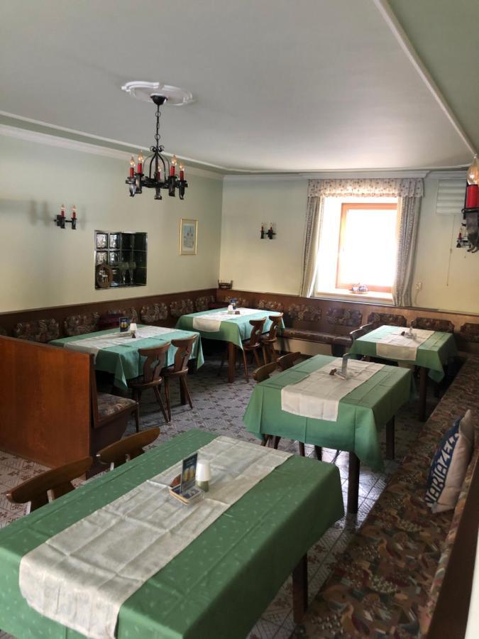 Отель Gasthof Zum Maurer Мариацелль Экстерьер фото