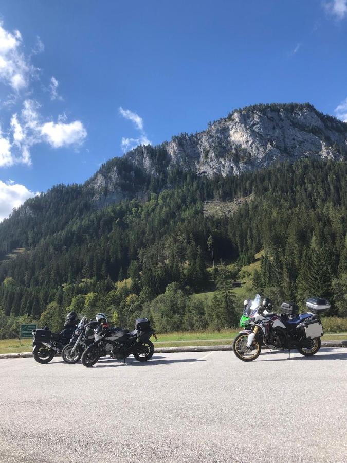 Отель Gasthof Zum Maurer Мариацелль Экстерьер фото